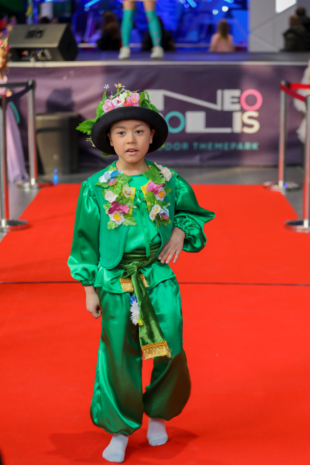 Карнавальний костюм Весняний місяць 2 Sonechko