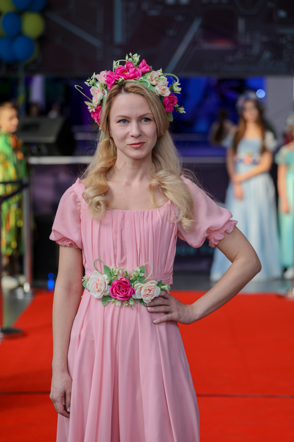 Карнавальний костюм Весна темна пудра від Sonechko квітка