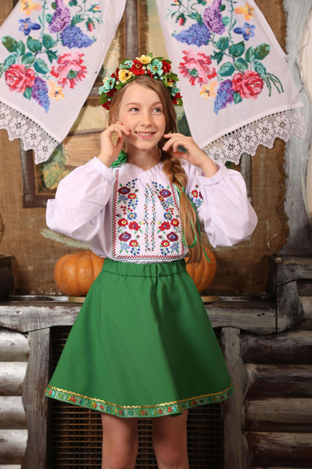 Карнавальний костюм Українка 3