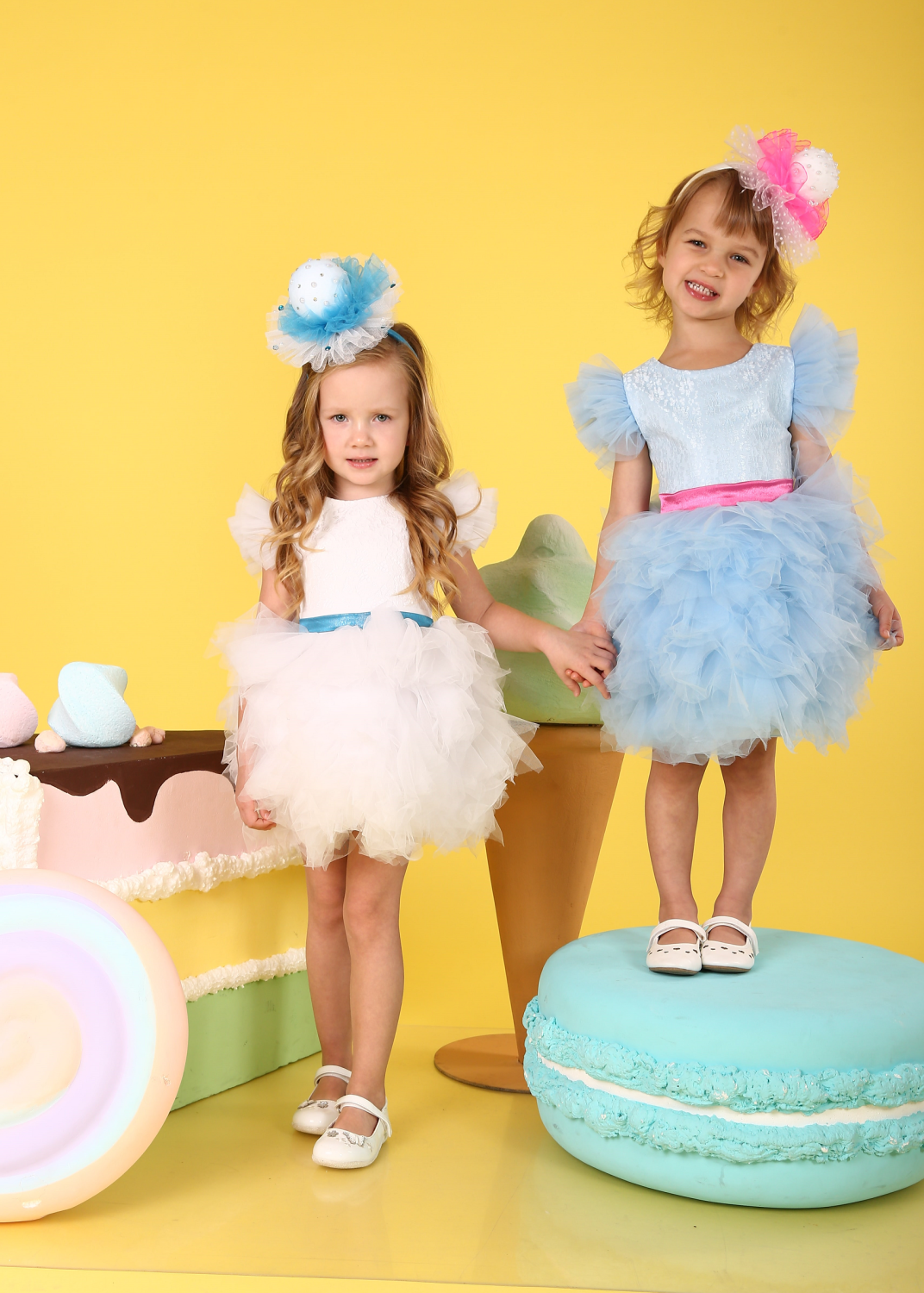 Карнавальний костюм Бусинка біла з блакитним