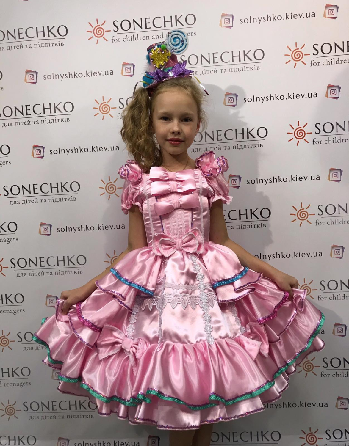 Карнавальний костюм для дівчинки Королева Тістечко, Цукерка Стиль