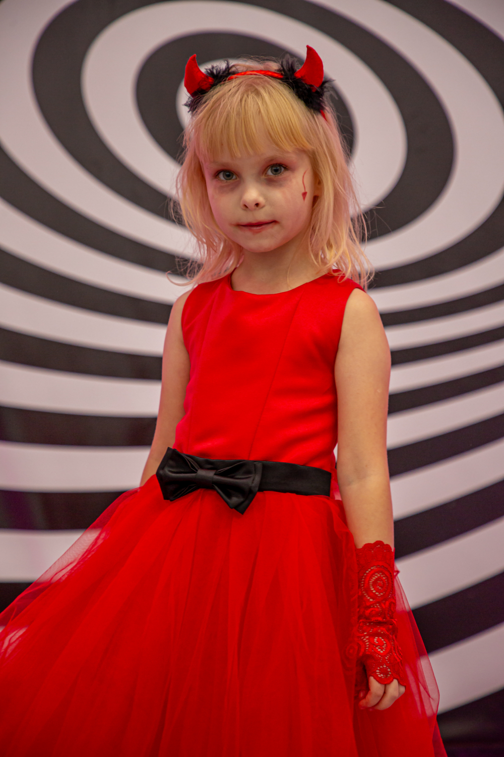 Карнавальний костюм чортик для дівчинки №7