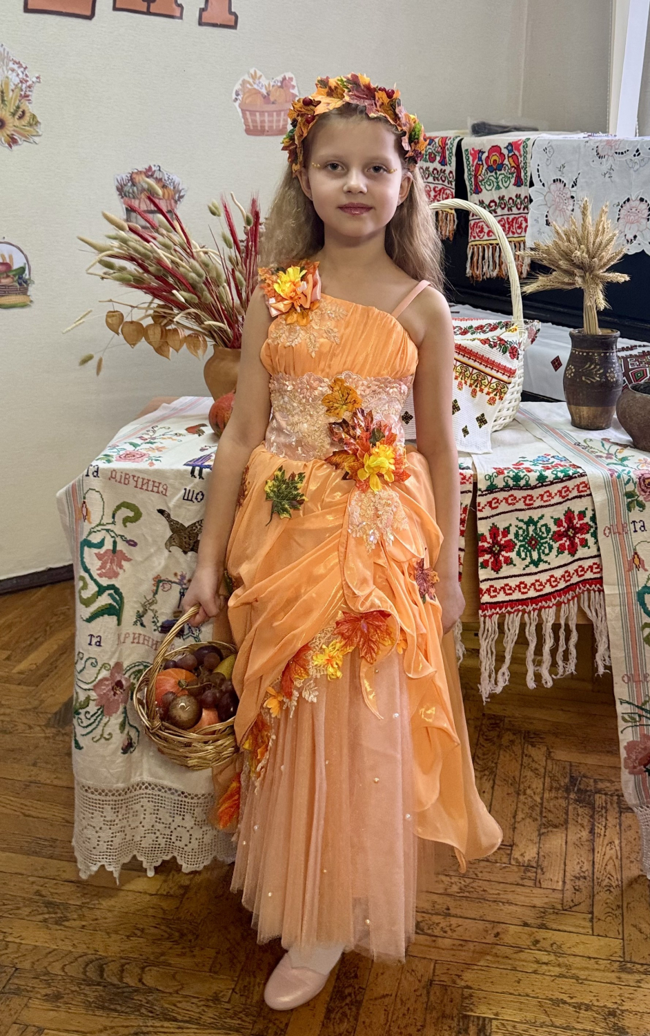 Костюм Осінь Лора