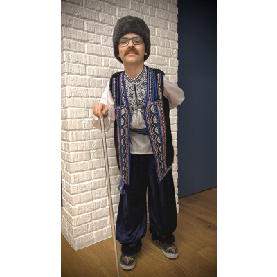  Дід, дідусь, українець, гуцул, колядник