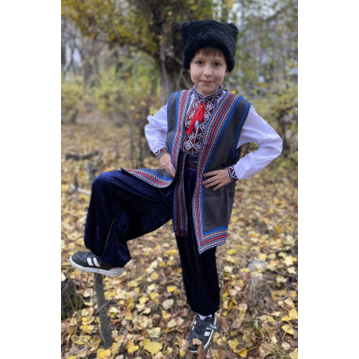 Костюм Гуцул Колядник Андрій українець Козак