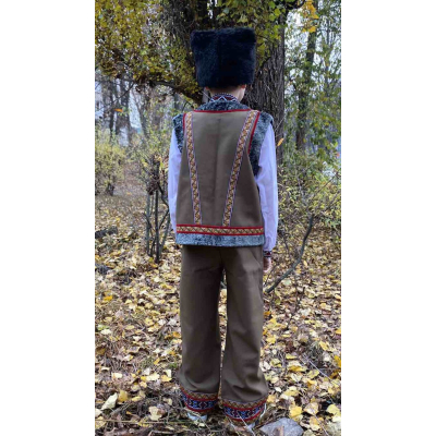 Костюм Гуцул Колядник Харитон хакі українець Козак
