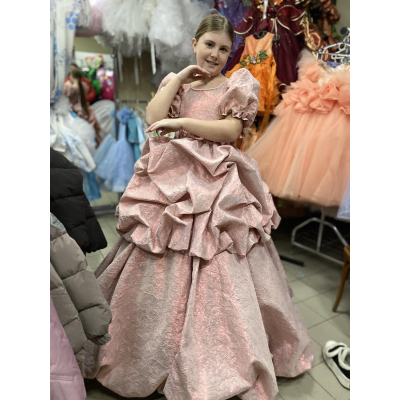 Сукня королева парча пудра